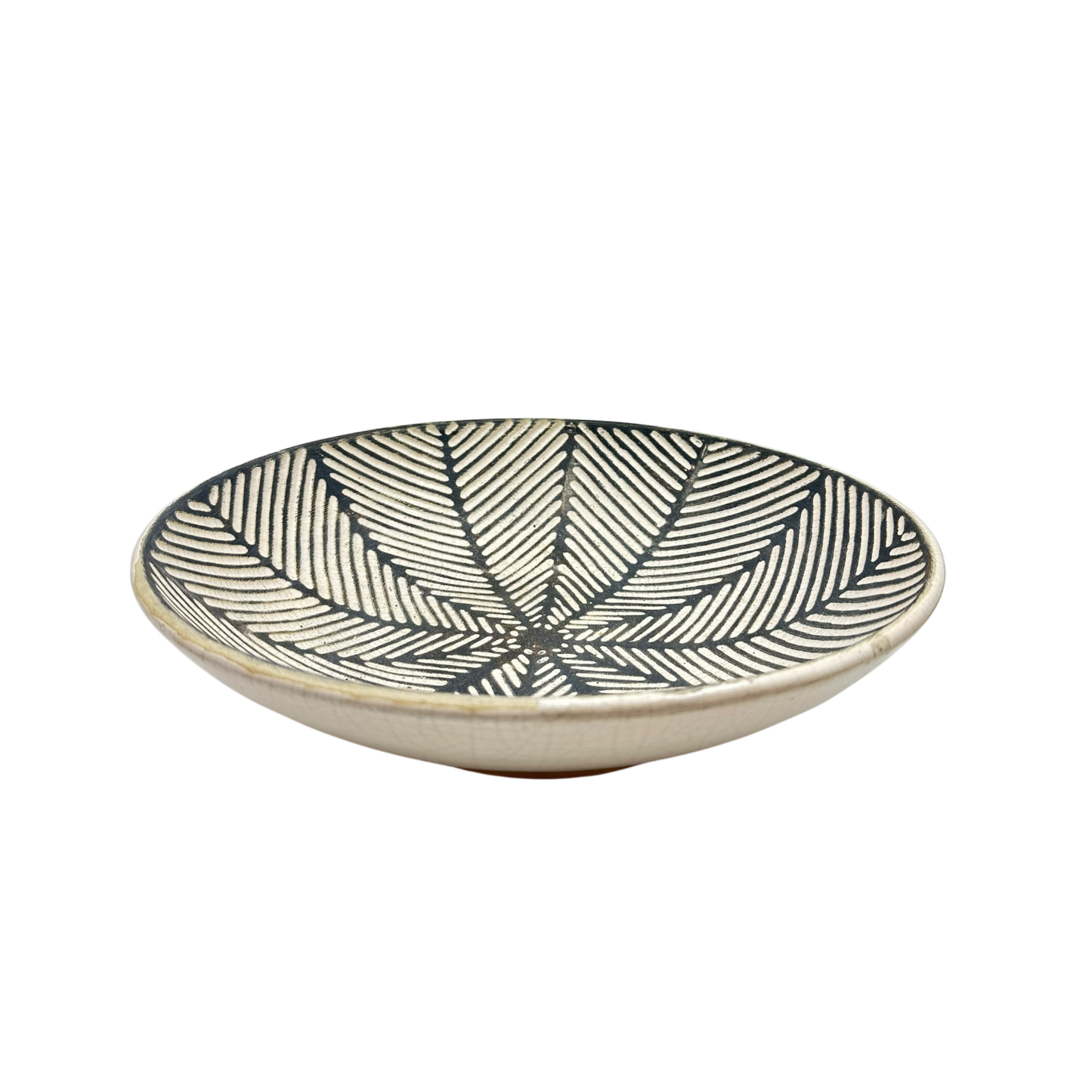 Leaf patterned bowl