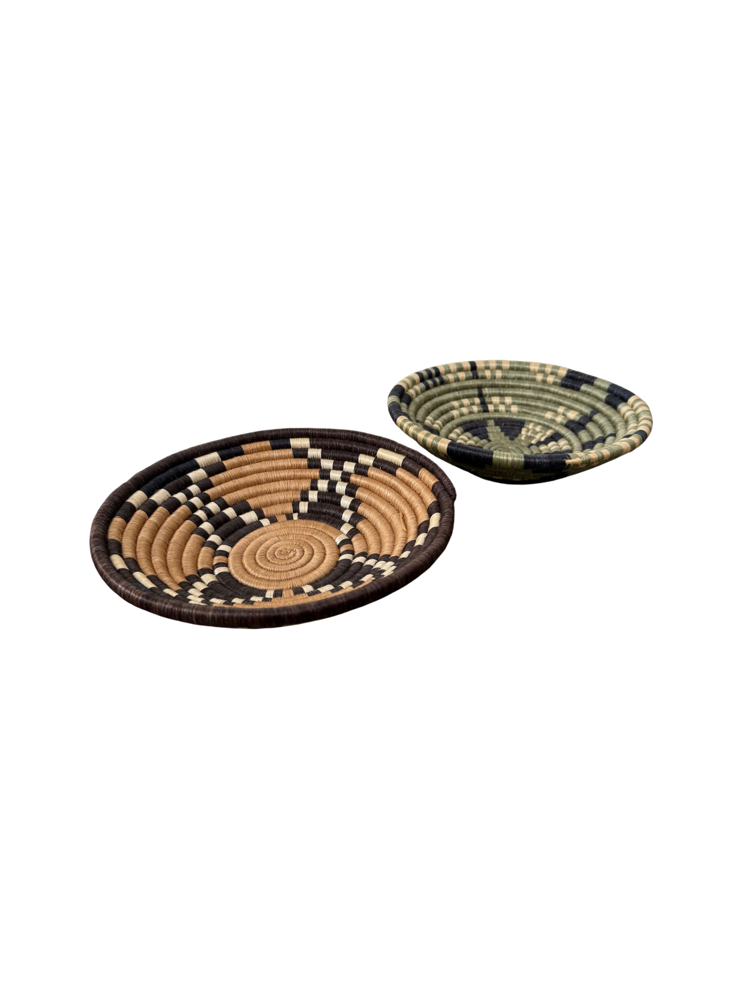 Set of 2 rattan baskets