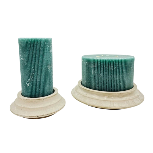 1 set of teal wax candle