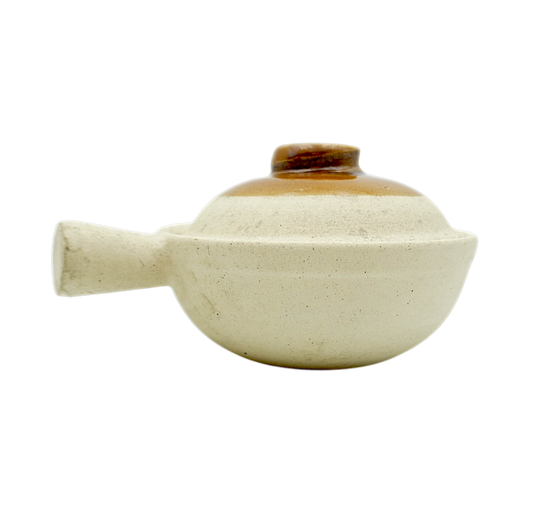 Claypot pot with handle