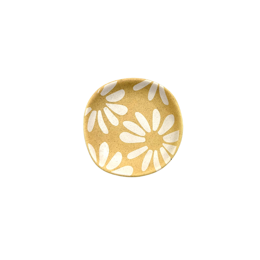 Yellow flower plate