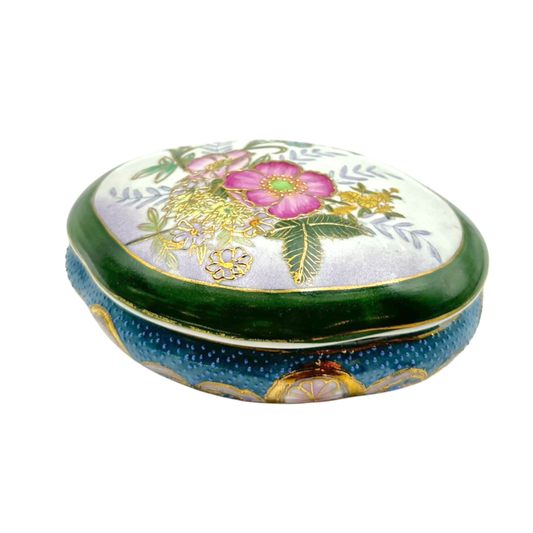 Oval flower porcelain box