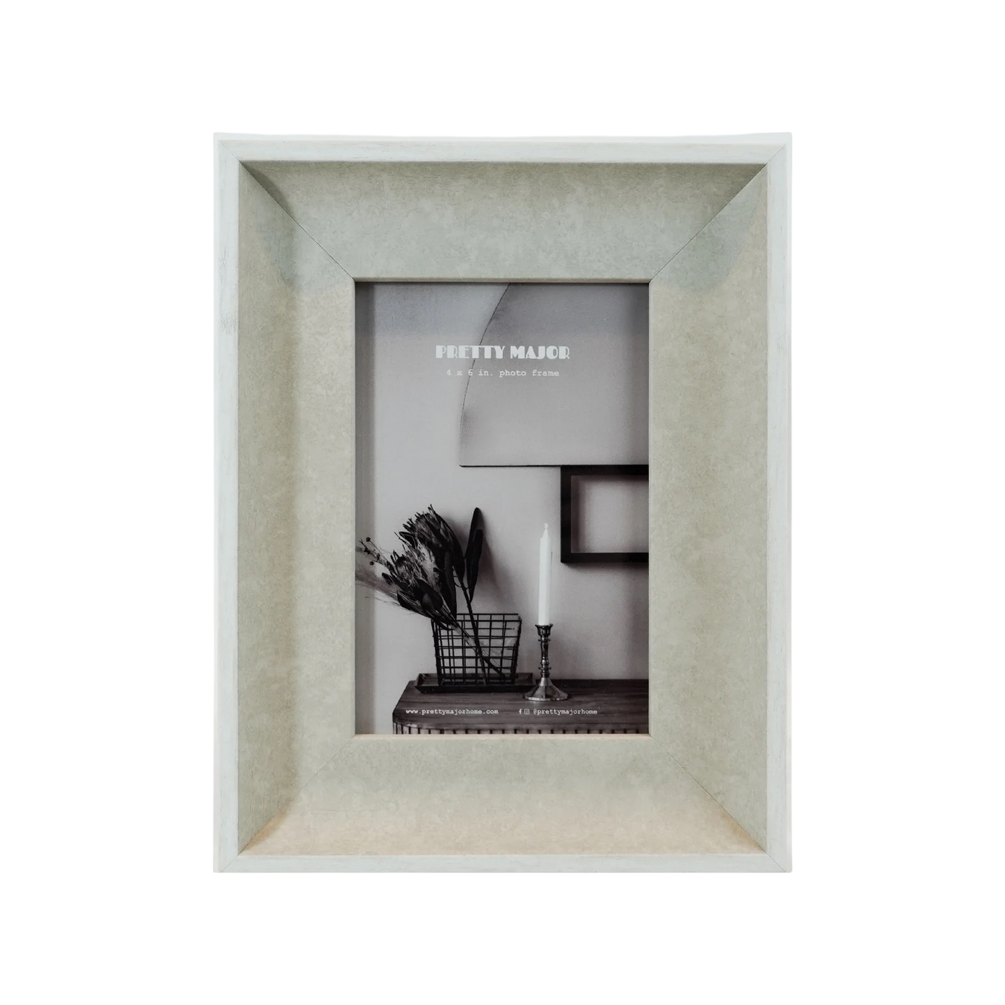 Stone frame in 4R and 5R